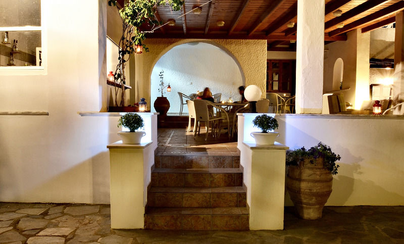 Syros Inn Galissas Exterior photo
